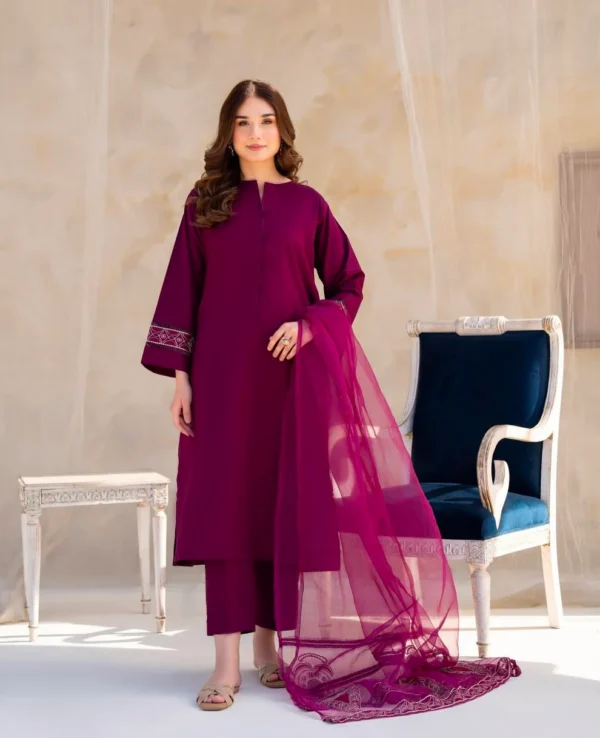 MELBURY GRACE - Image 1